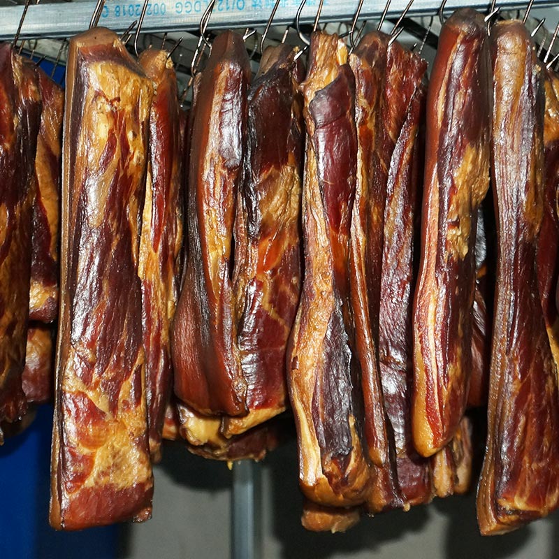 四川傳統(tǒng)煙熏臘肉香腸